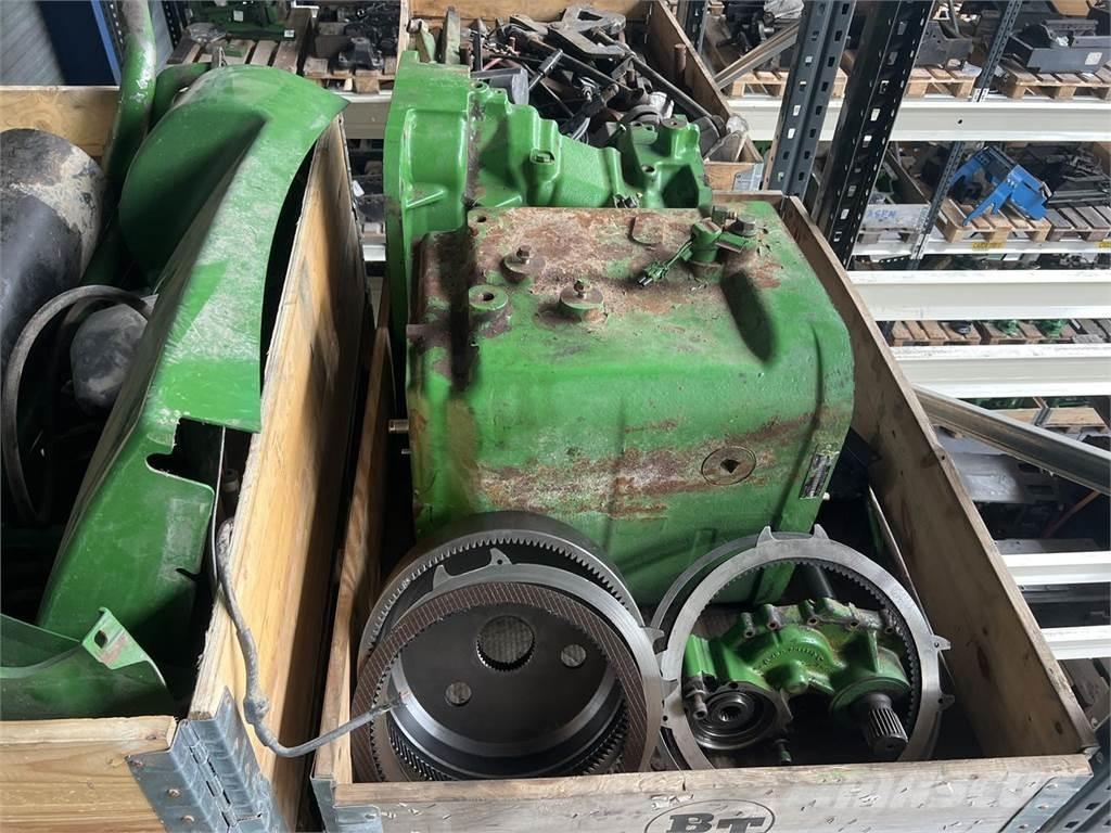 John Deere 7820 Traktoren