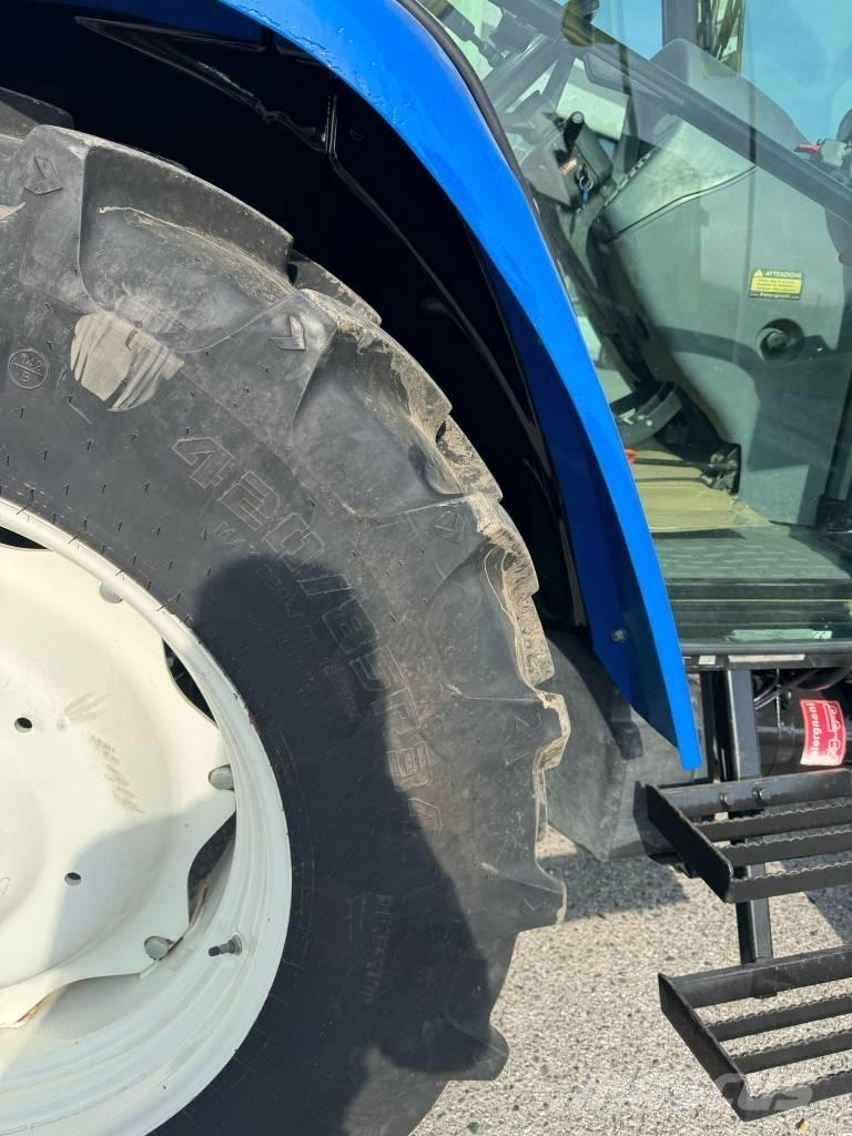 New Holland TL 90 A Traktoren