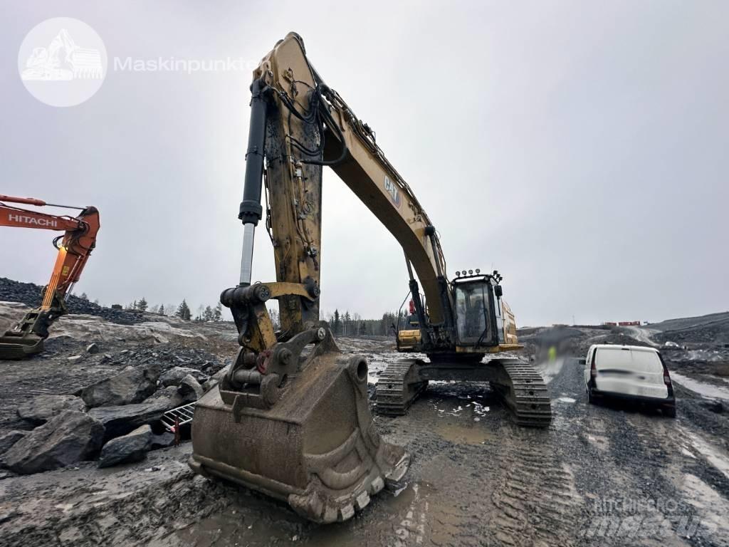 CAT 352 Raupenbagger