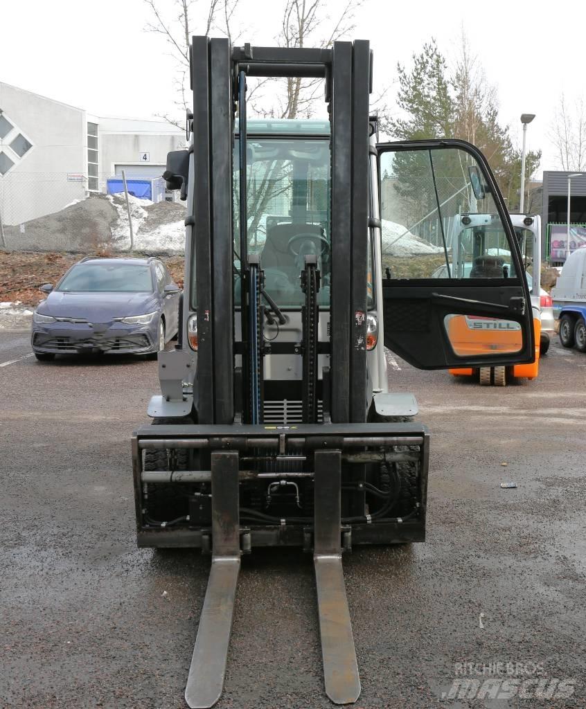 Still RX70-40 Dieselstapler