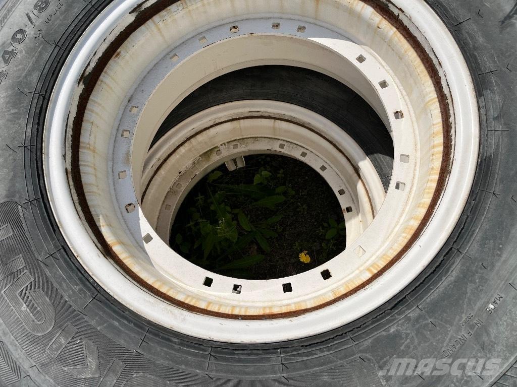 Nokian 16.9 R28 Reifen