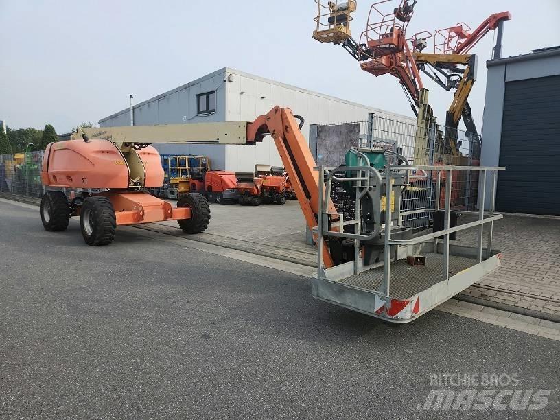 JLG 460 SJ Teleskopbühnen