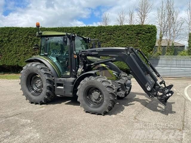 Valtra G 125 Traktoren