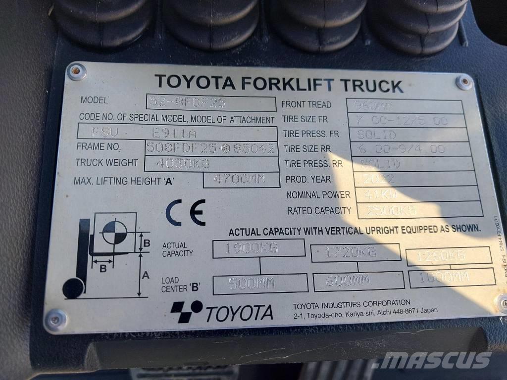 Toyota 52-8 FD F 25 Diesel trucks