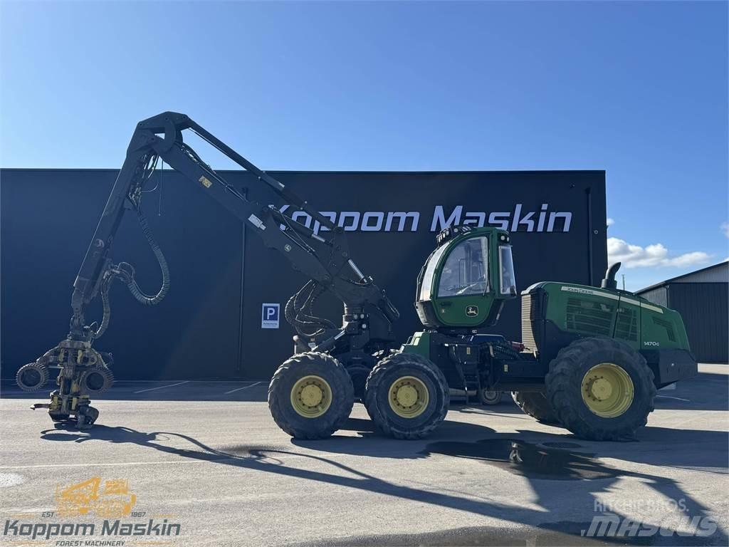 John Deere 1470G Harvester