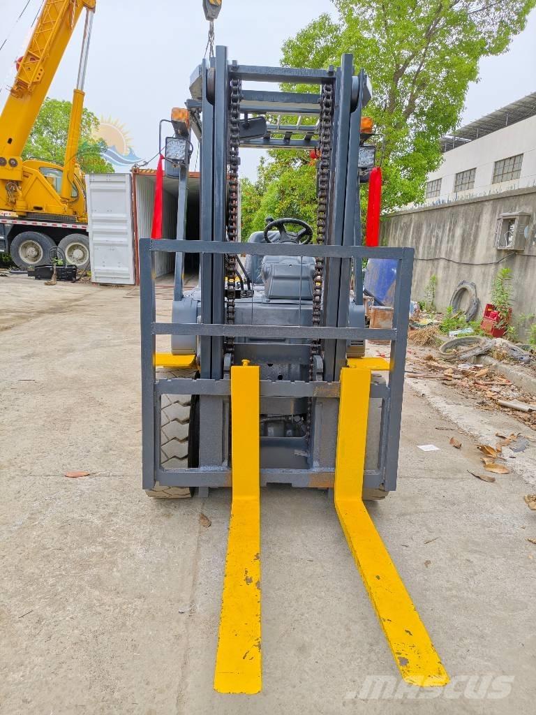 Komatsu FD30 Dieselstapler