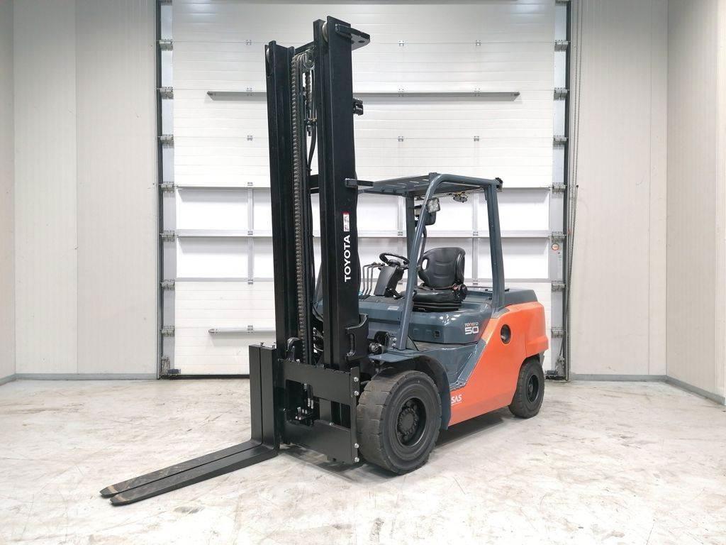 Toyota 40-8FD50N Dieselstapler