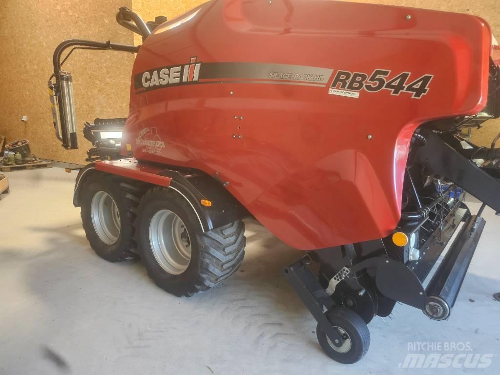Case IH RB 544 Rundballenpressen