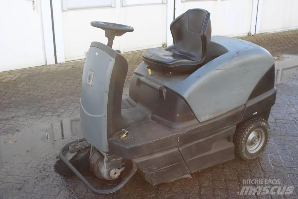 Kärcher KM 100/100 Kehrer