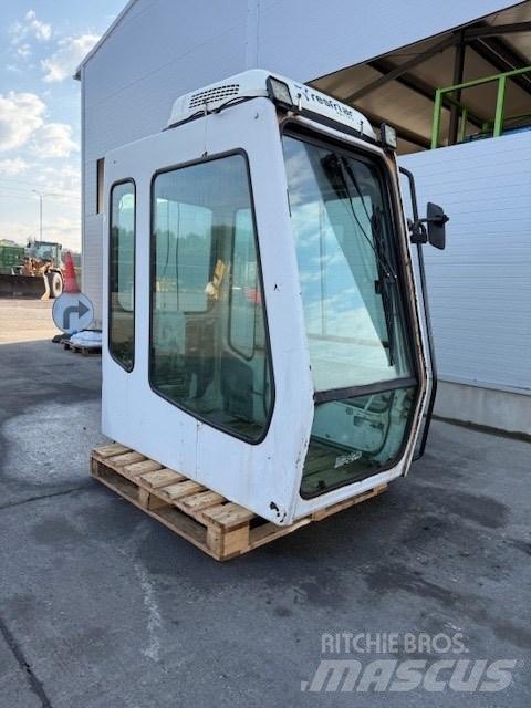 Liebherr CAB SERIE B Kabinen