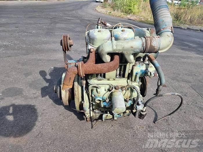  Engines F2L912 Transport Sonstige