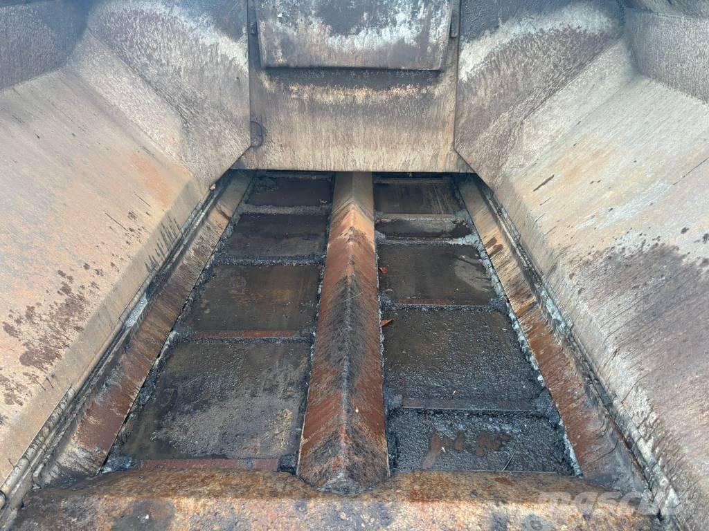 ABG Titan 273 Strassenfertiger