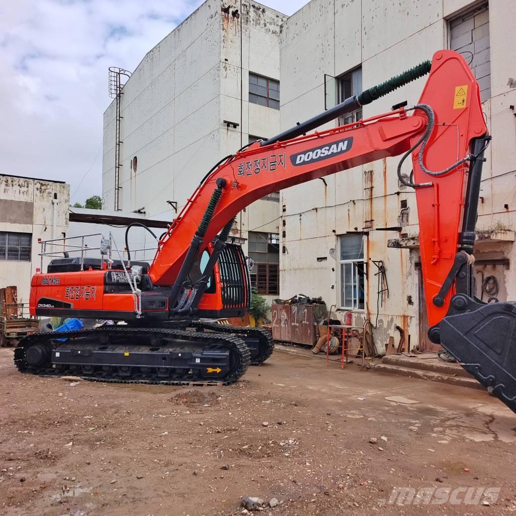 Doosan DX340LC Raupenbagger