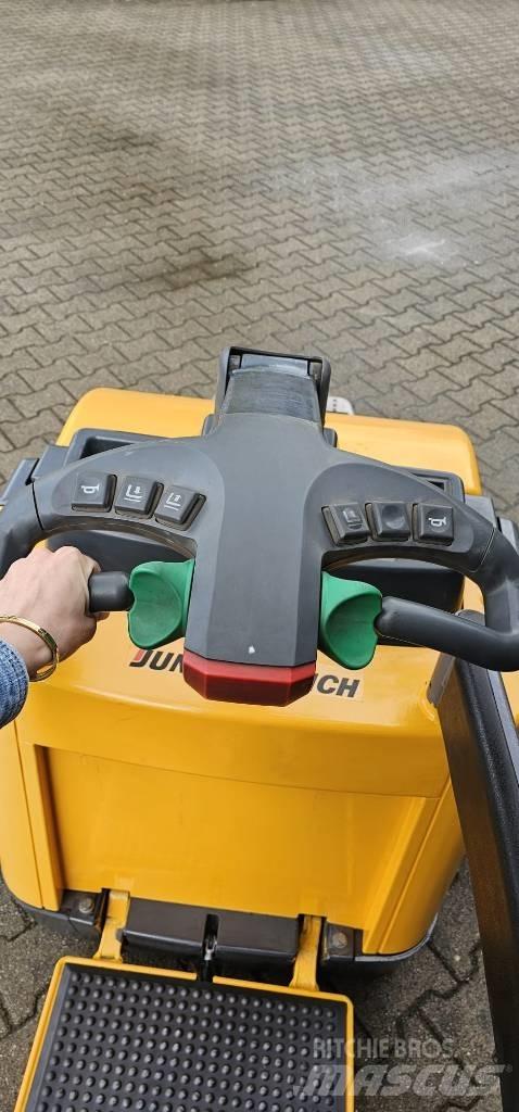 Jungheinrich ERE220 Niedergabelstapler