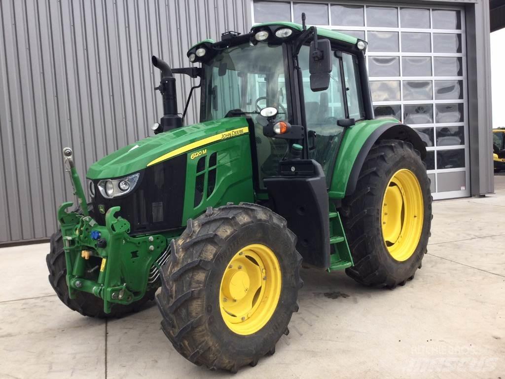 John Deere 6120M Traktoren