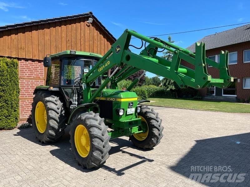John Deere 2140 Tractors