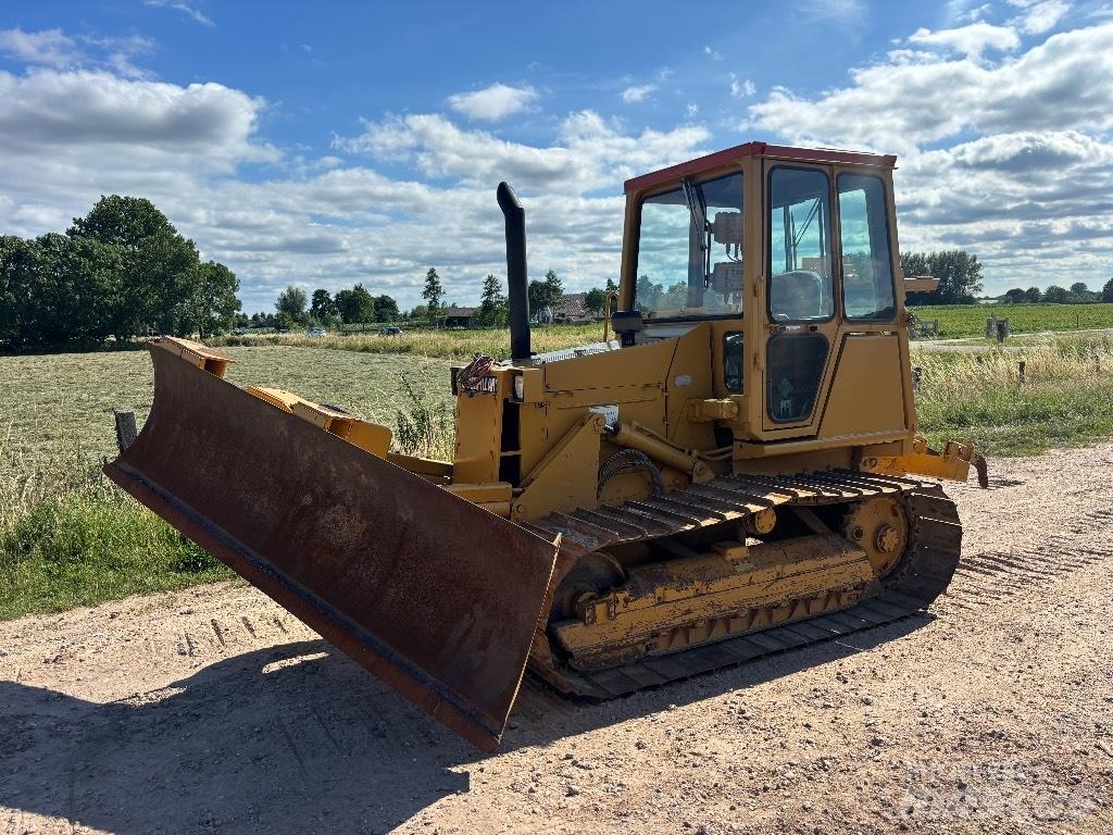 CAT D 4 C Bulldozer