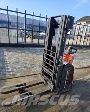 Toyota BT SWE 160 L Handgeführter Palettenstapler