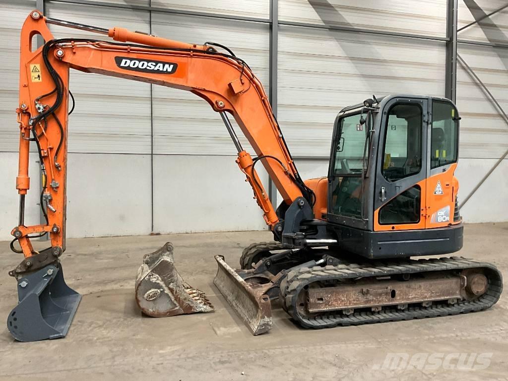 Doosan DX 80 R Midibagger  7t - 12t