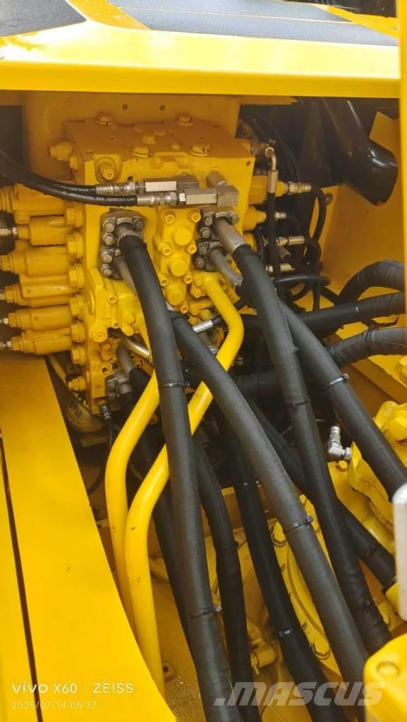 Komatsu PC 220-7 Raupenbagger