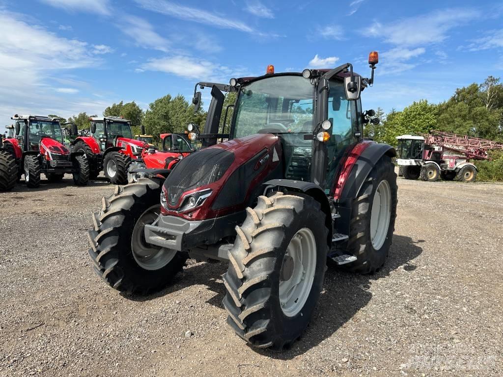 Valtra G 115 Active Traktoren