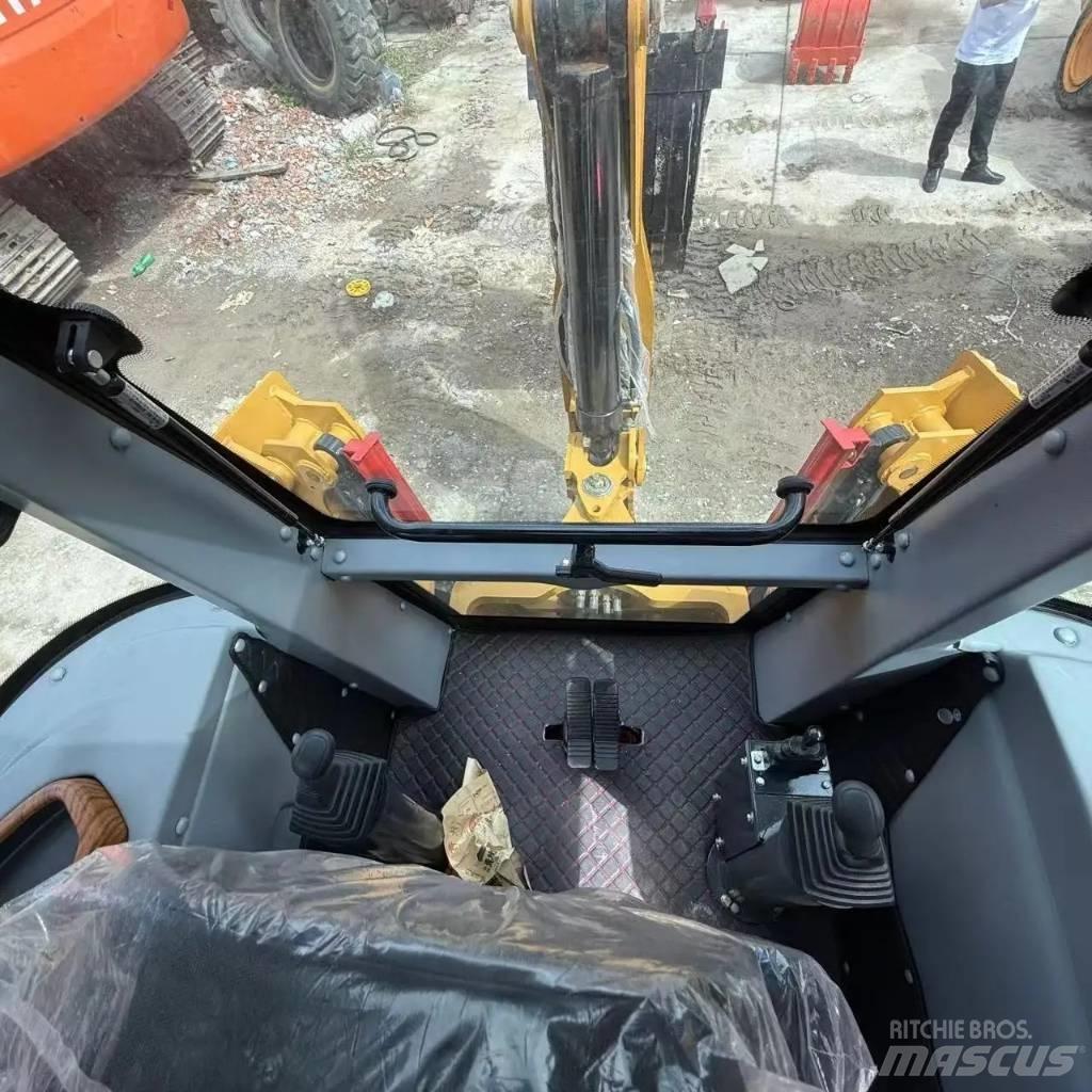 CAT 420 D Baggerlader