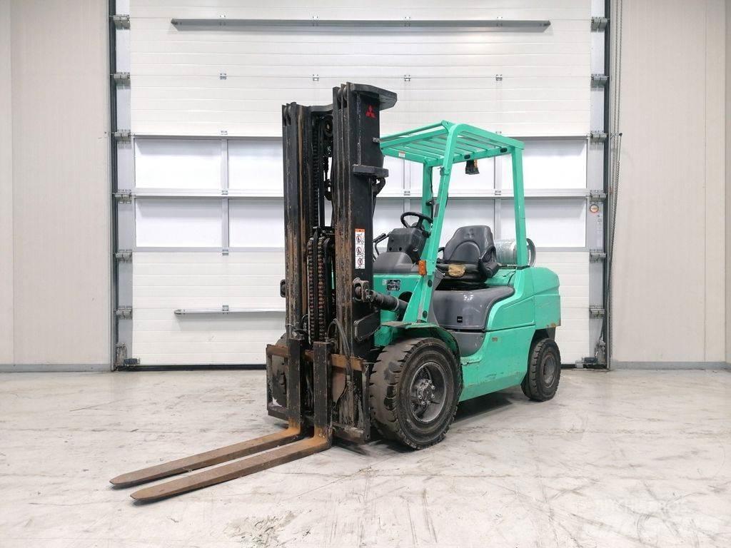 Mitsubishi FG35NT Gasstapler