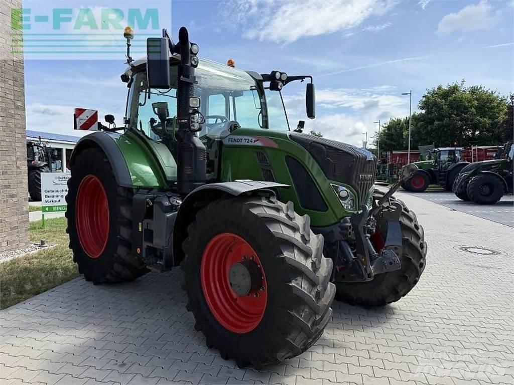 Fendt 724 vario s4 Traktoren