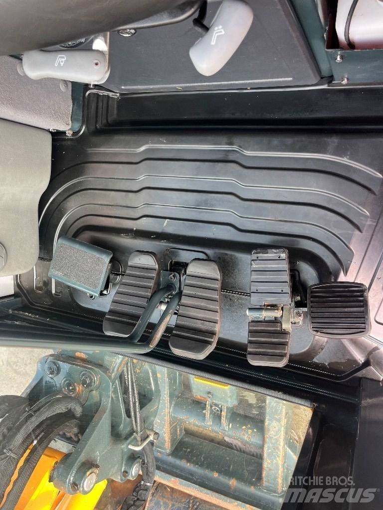 Hyundai R25Z-9 AK Minibagger < 7t