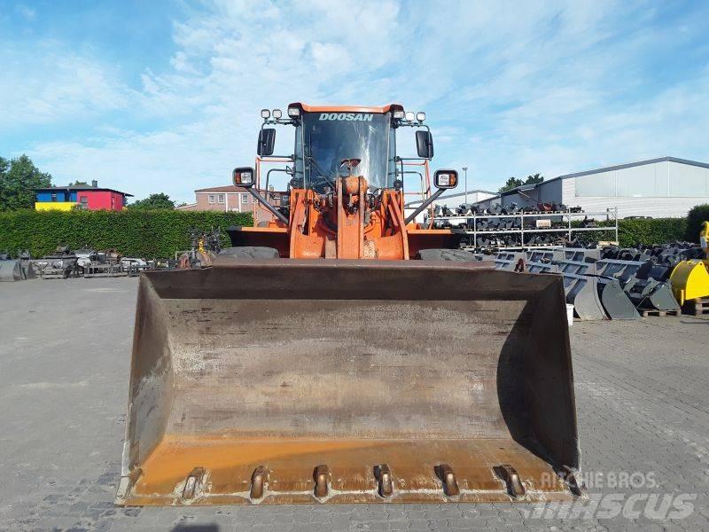 Develon DL350-5 Radlader