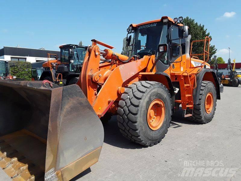 Develon DL350-5 Radlader