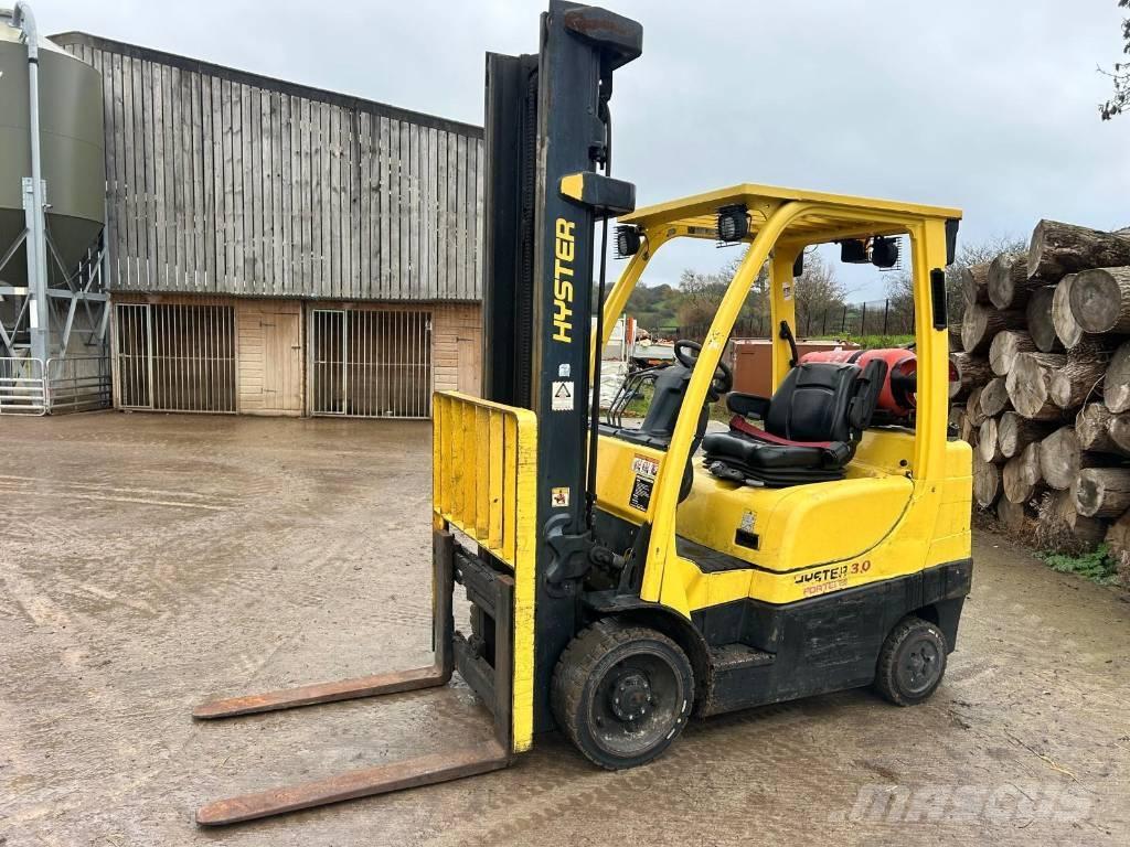 Hyster S 30 FT Gasstapler