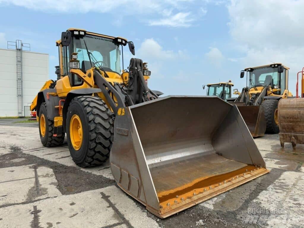 Volvo L90H Radlader