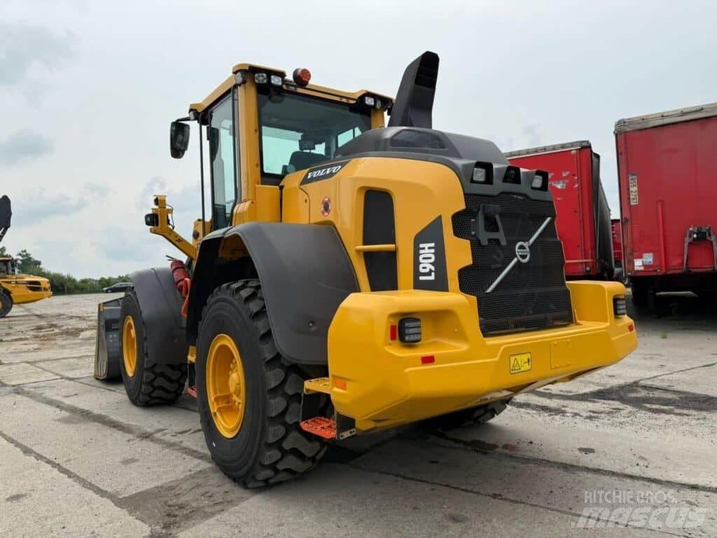 Volvo L90H Radlader