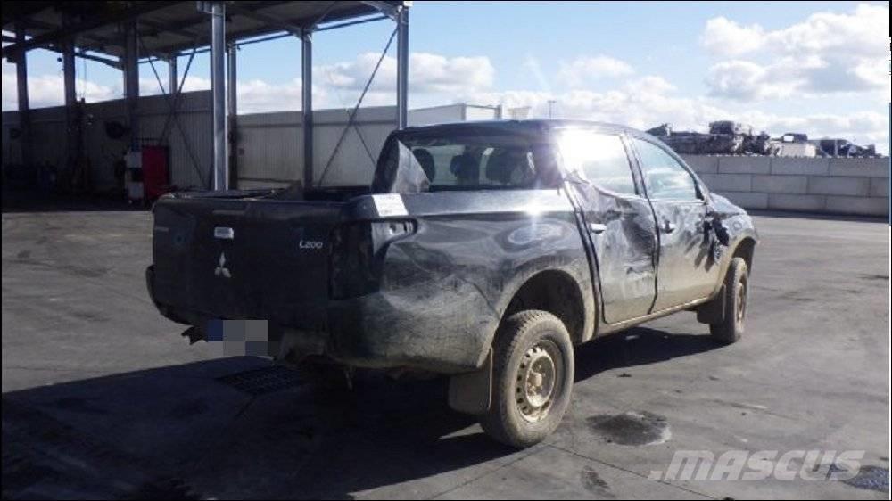Mitsubishi L 200 4 Pickup/Pritschenwagen