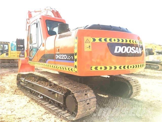 Doosan DH 220 LC-7 Raupenbagger