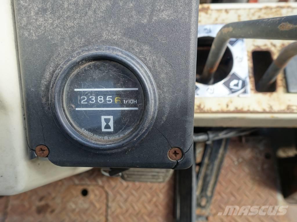 Nissan EH 02 A 20U Dieselstapler