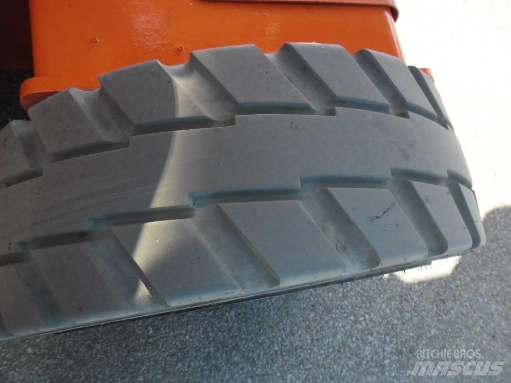 JLG E 450 AJ Gelenkteleskoparbeitsbühnen