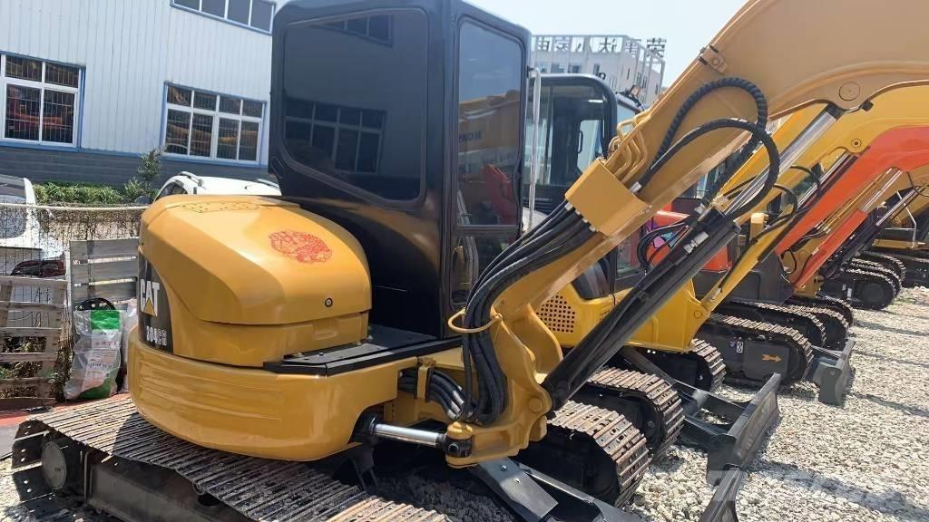 CAT 304 CR Minibagger < 7t
