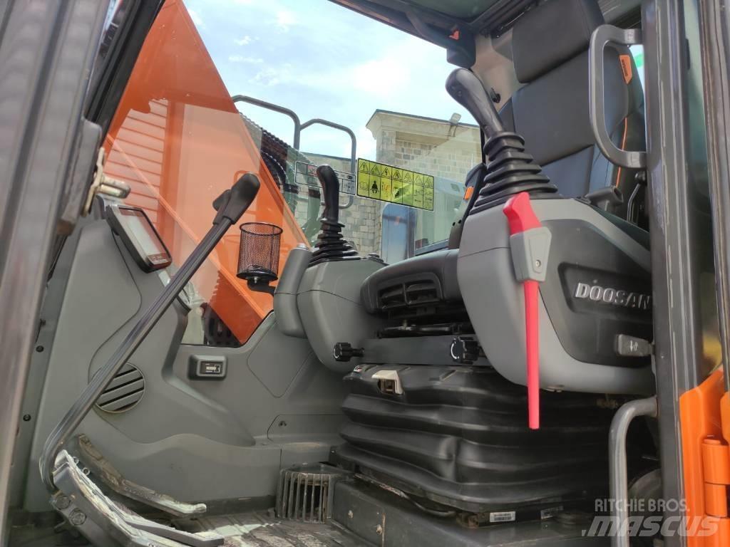 Doosan DX 140 LCR-7 Raupenbagger