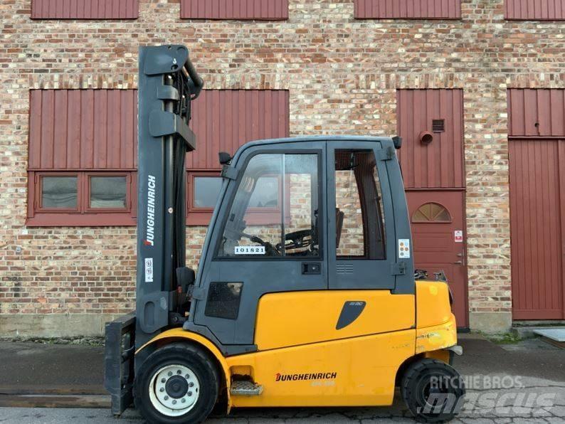 Jungheinrich EFG 550 Elektrostapler