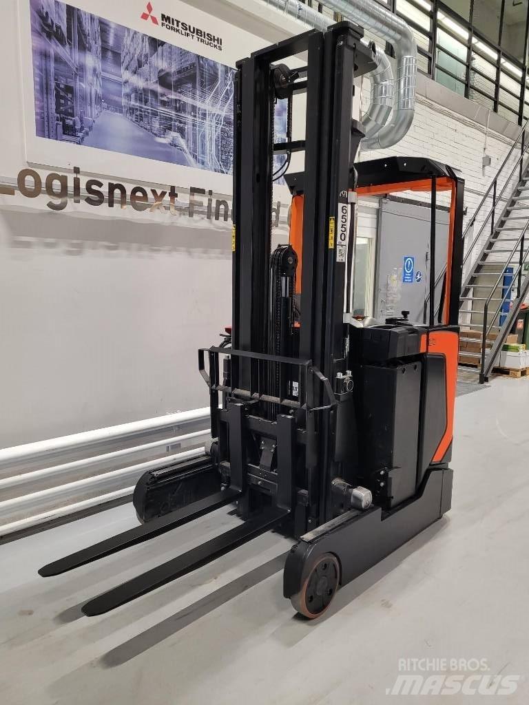 Rocla HSF14 Schubmaststapler
