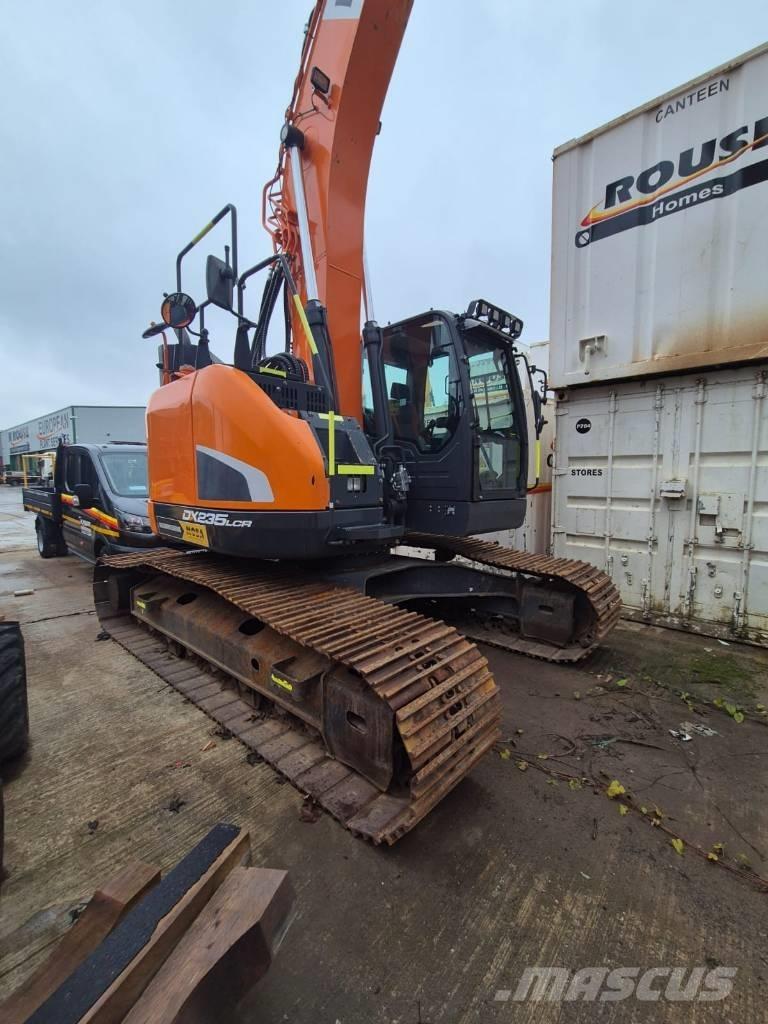 Doosan DX 235 LCR-5 Raupenbagger