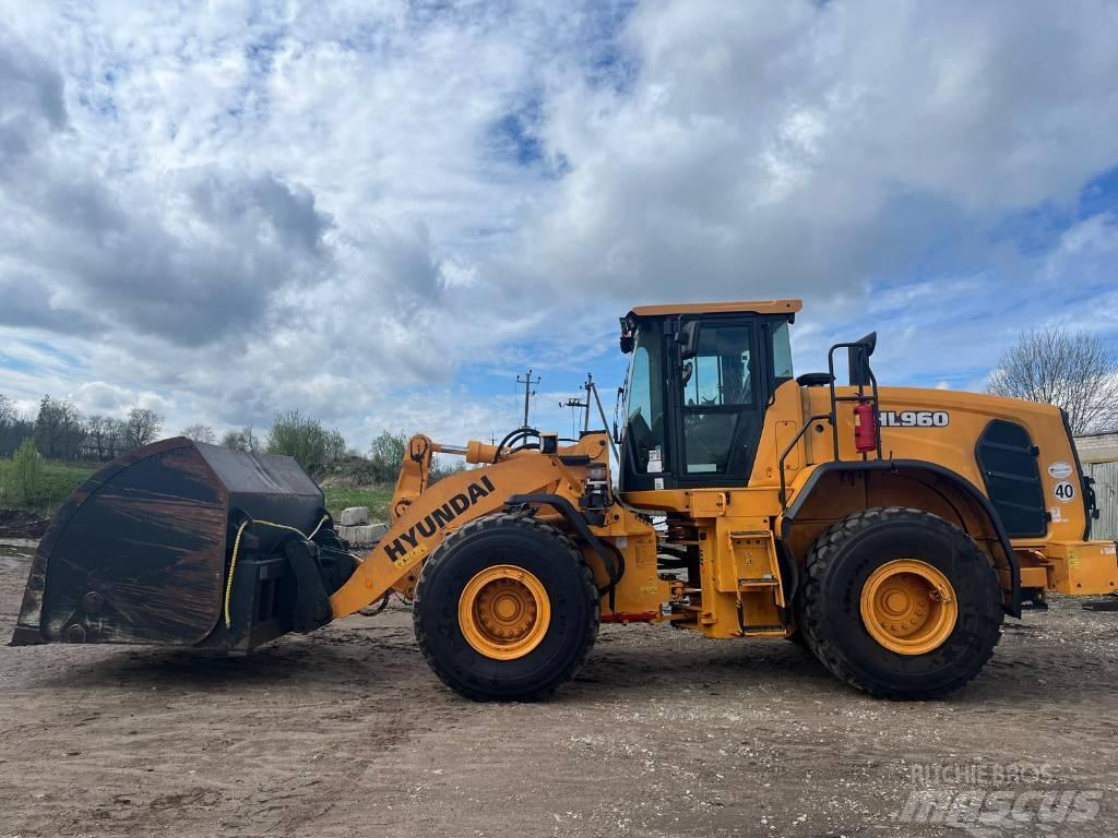 Hyundai HL 960 Radlader