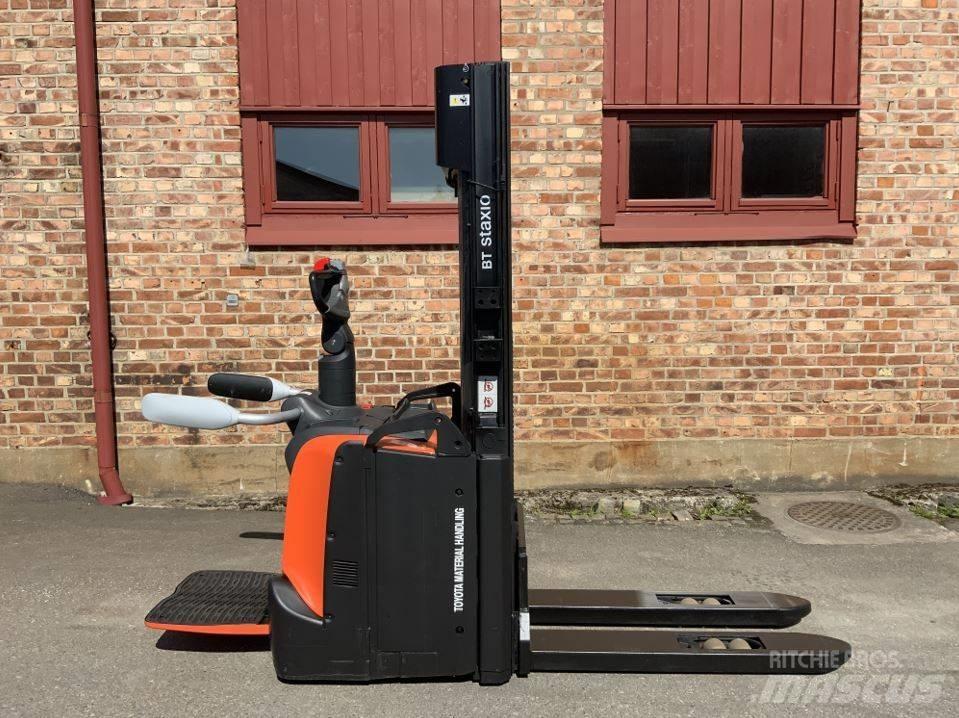 Toyota SPE 120 L Deichselstapler