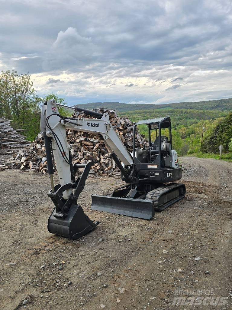 Bobcat E42 Minibagger < 7t
