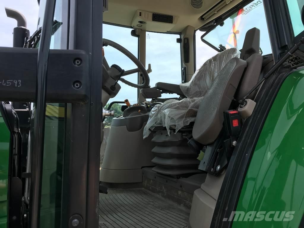 John Deere 6130 M Traktoren