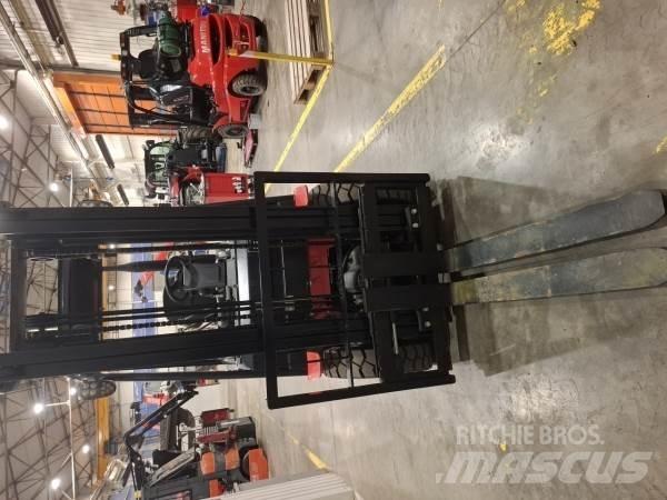 Manitou MI25D Geländestapler