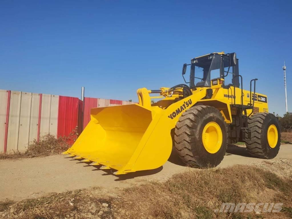 Komatsu WA 380 Radlader