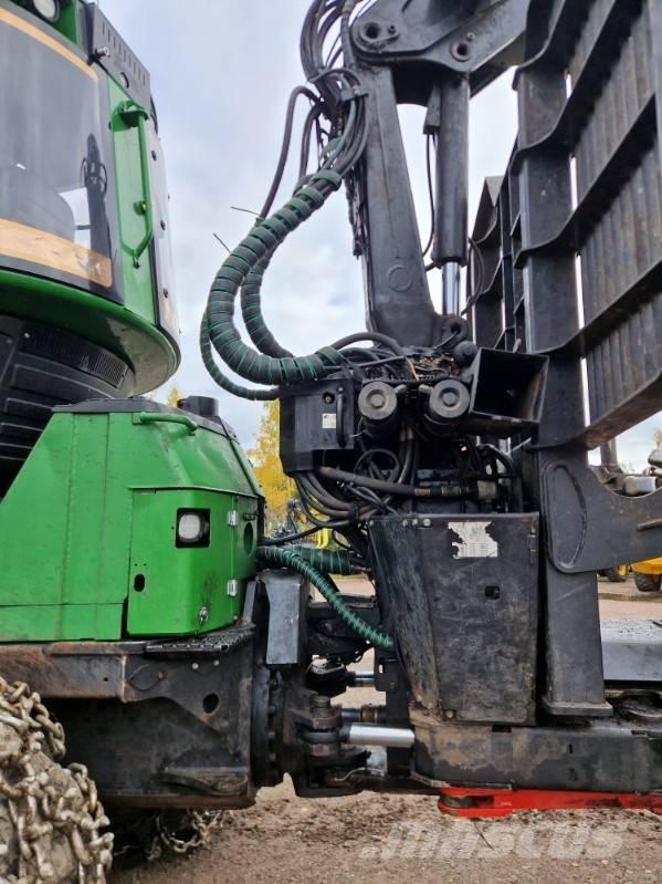 John Deere 1110 G Forwarder